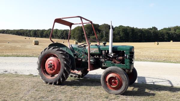 Veterantraktor - Bolinder Munktell - T 425, Terrier, årsmod 1957, tillv nr 1573, regnr BOC 781. Sälj...